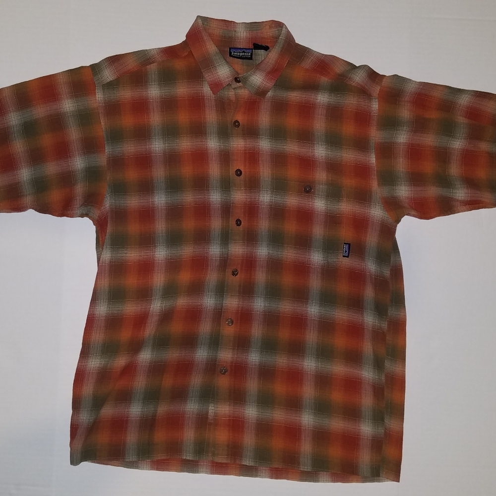 Men's plaid Patagonia shirt